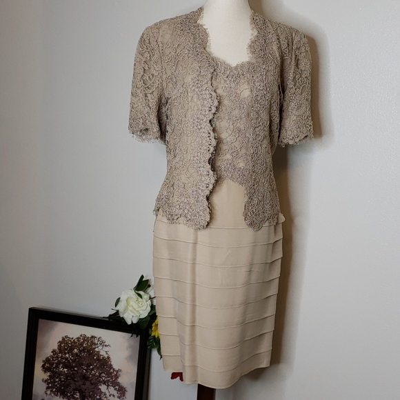 AUTHENTIC Vintage Carolina Herrera Dress & Jacket Luxury Celeb Style Designer - Picture 1 of 17